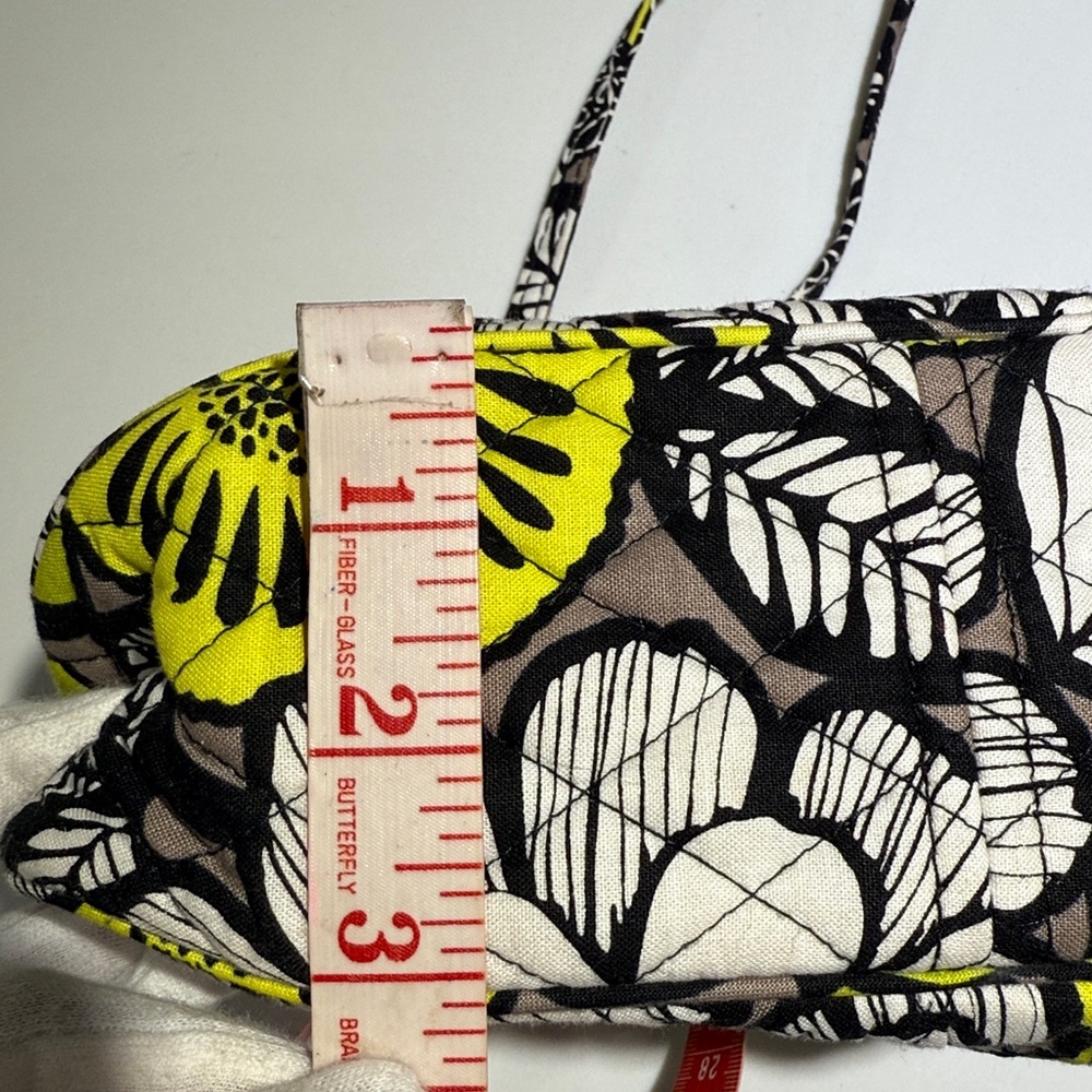 2 PIECE NEW Set VERA BRADLEY Citron Crossbody & Zip ID Case, Black/Neon Yellow - Picture 5 of 10